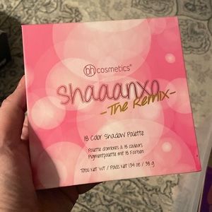 BH Cosmetics Shaaanxo 18 Color Eye Shadow Palette